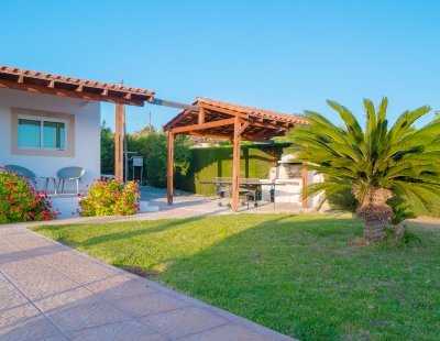 Villa holidays in Coral Bay