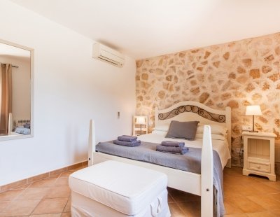 Book a villa holiday in Spain