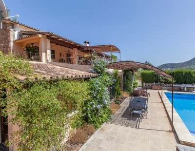 Book a villa holiday in Balearic Islands