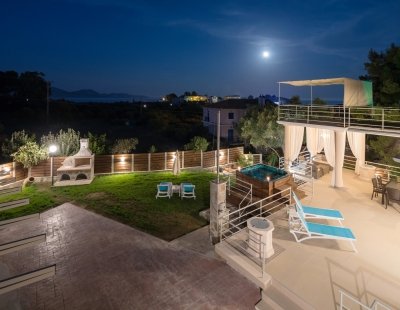 Villa holidays in Greece