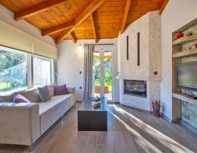 Book a villa holiday in Greece