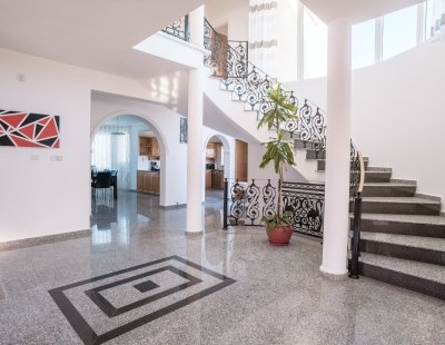 Villa holidays in Coral Bay