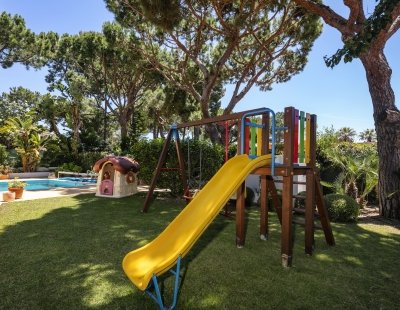 Book a villa in Portugal