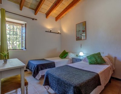 Book a villa in Spain