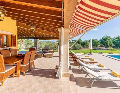 Book a villa holiday in Spain