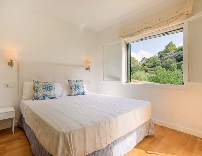 Book a villa in Spain
