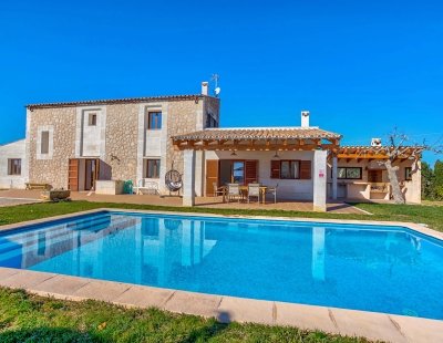 Villa in Pollensa to rent