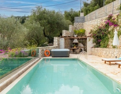 Villa rentals in Greece