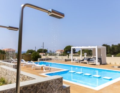 Holiday home in Greece villa booking