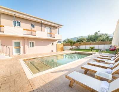 Villa rentals in Greece