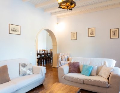 Villa in Kassiopi to rent