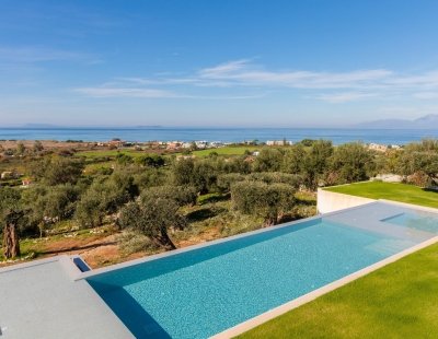 Holiday villas in Corfu