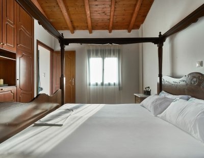 Villa rentals in Crete