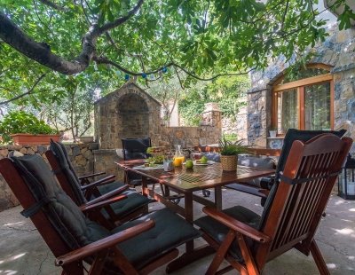 Book a villa in Croatia