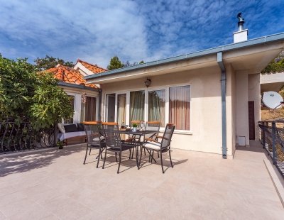 Book a villa in Split