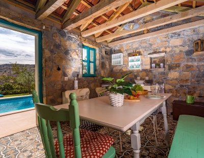 Book a villa holiday in Dalmatia