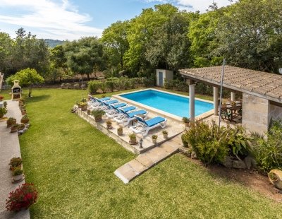 Book a villa in Spain