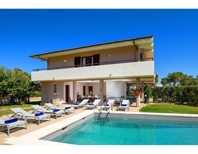 Villas in Pollensa