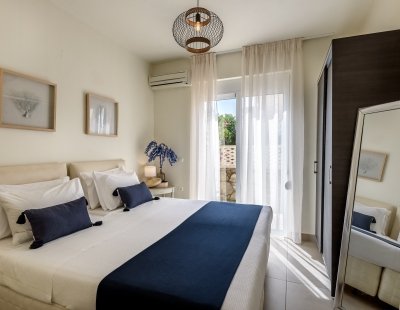 Book a villa in Crete