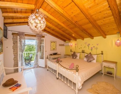 Holiday villas in Corfu