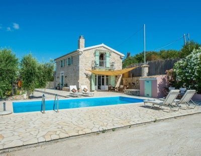 Villa rentals in Kassiopi