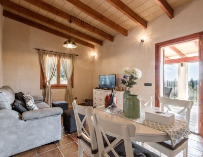 Book a villa holiday in Pollensa