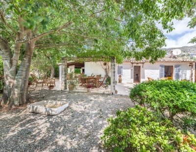 Holiday villas in Pollensa
