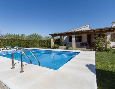 Holiday villas in Pollensa