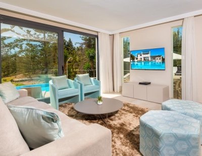 Book a villa in Mijas