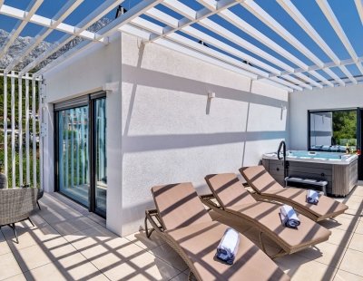 Book a villa holiday in Makarska