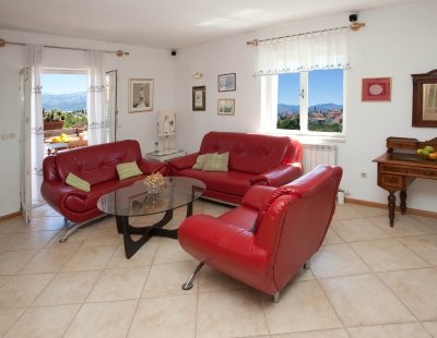 Book a villa holiday in Brac
