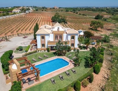 exterior2.jpg Villa in Albufeira to rent