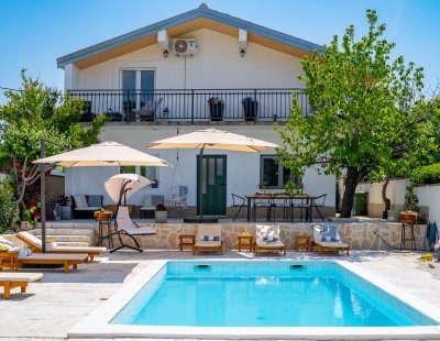 Holiday villas in Trogir