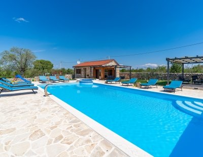 Holiday villas in Sibenik