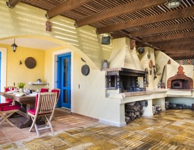 Book a villa holiday in Greece