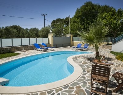 Villa rentals in Svoronata