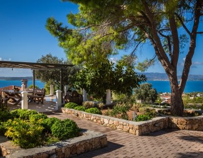 Book a villa in Kefalonia