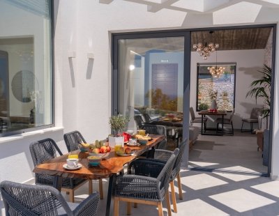 Book a villa in Greece