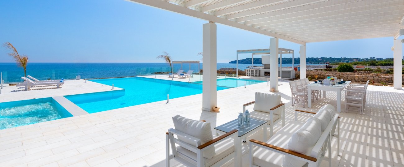 Rhodes Holidays Maria Beach Front Villa Rhodes  22.jpg Maria Beach Front Villa in Rhodes, Greece