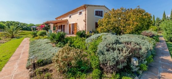 05-min_1.jpg Villa in Mallorca to rent
