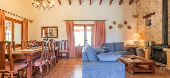 06-min.jpg Villa holidays in Mallorca