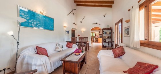 06-min_1.jpg Book a villa holiday in Spain