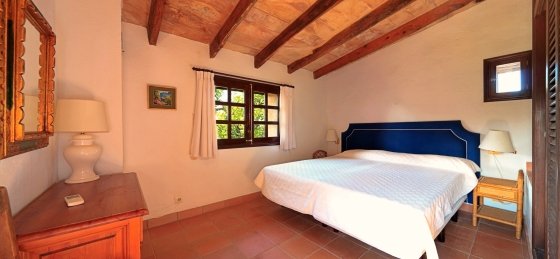 07-min.jpg Book a villa holiday in Pollensa