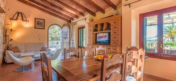 07-min_0.jpg Villa holidays in Balearic Islands