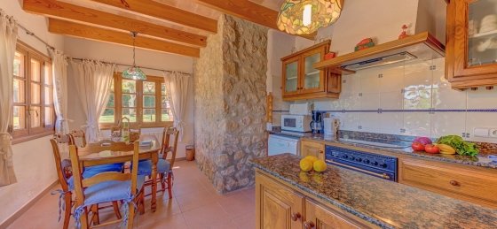 08-min_1.jpg Villas in Mallorca
