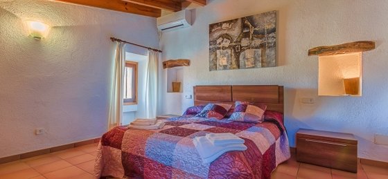 Book a villa in Spain