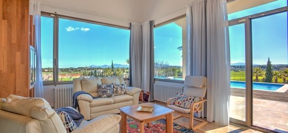 10-min_15.jpg Book a villa in Balearic Islands