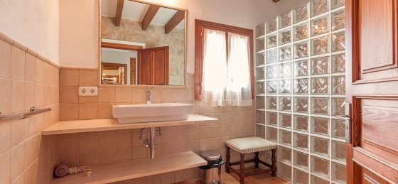 12-min.jpg Book a villa holiday in Alcudia
