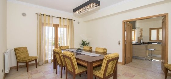 12.jpg Villa in Almancil to rent