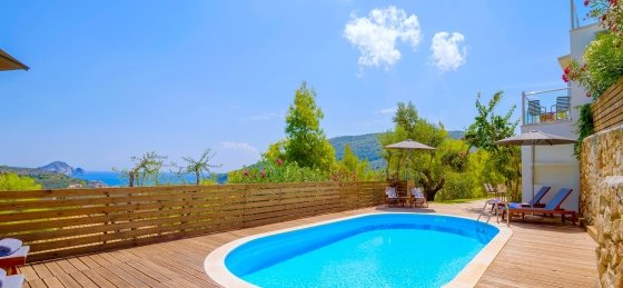 16.jpg Book a villa holiday in Keri